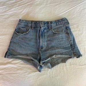 Abercrombie The Mom Short High Rise Denim Shorts, Size 27/4